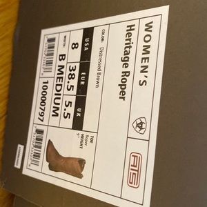 Ariat genuine leather boots….NEVER worn!